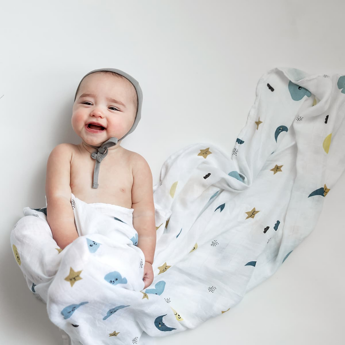Bamboo Baby Swaddle - Moon &amp; Stars Print