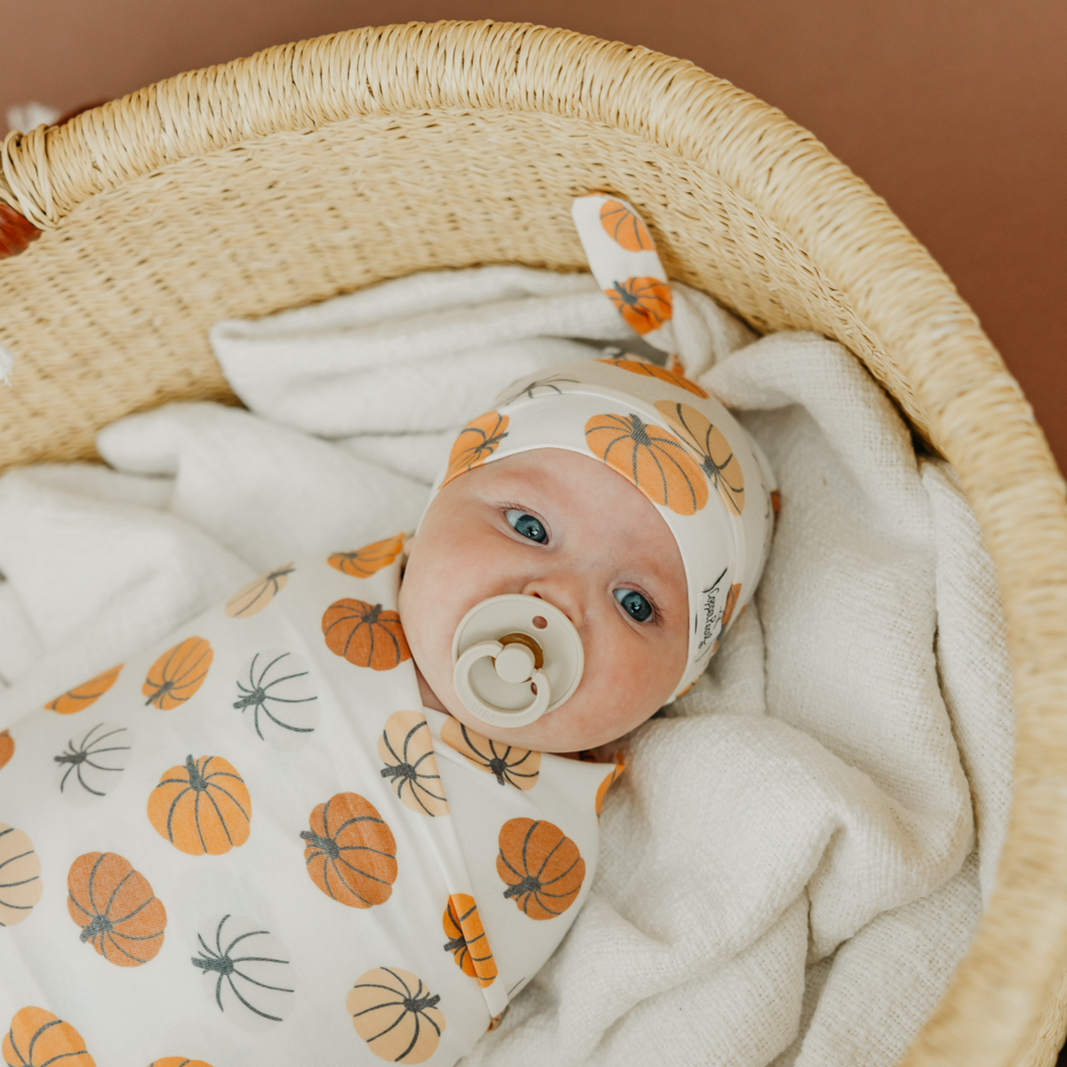 Knit Top Knot Hat - Pumpkin