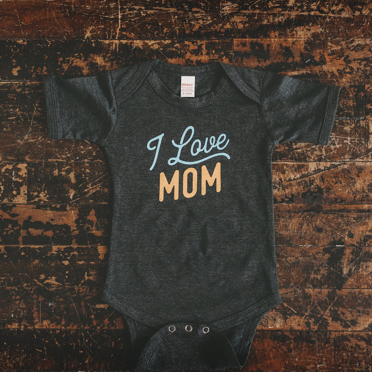 PRE-ORDER - I Love Mom baby bodysuit / onesie - Sweetpea and Co.